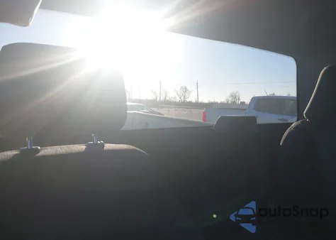 2024 Ford F-150 Xl z USA, uszkodzony, nr VIN 1FTMF1K50RKD28681